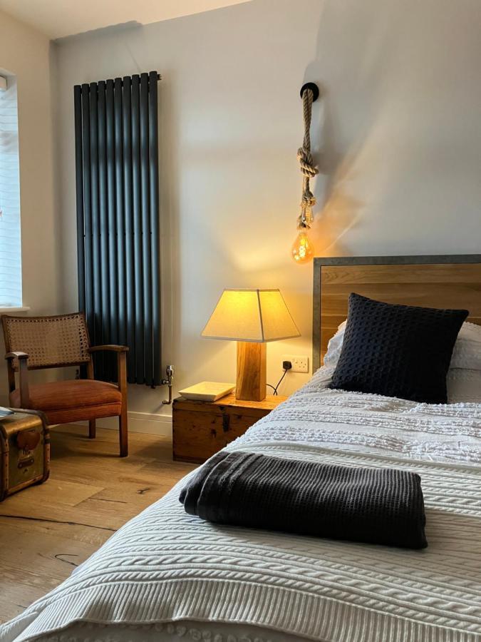 Bed and Breakfast Fig Tree House Лімінгтон Екстер'єр фото